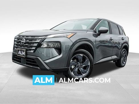 Used 2025 Nissan Rogue SV FWD image 1