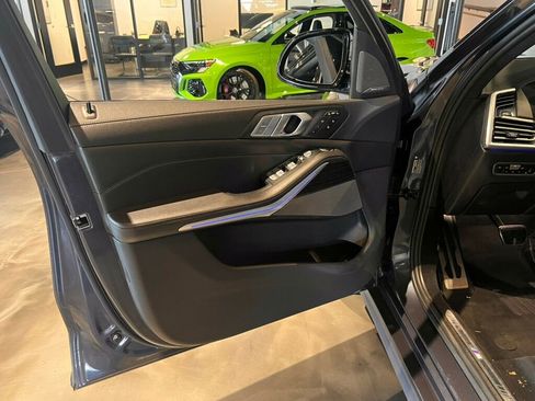 Used 2020 BMW X7 xDrive40i w/ M Sport Package image 14