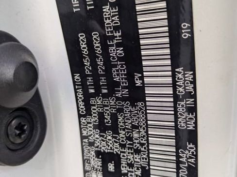 Used 2021 Toyota 4Runner Limited image 37