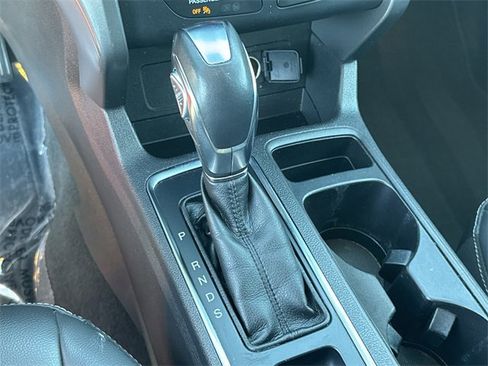 Used 2019 Ford Escape SEL image 32