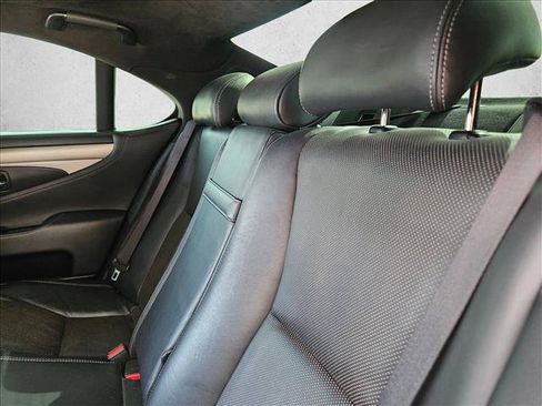 Used 2015 Lexus LS 460 AWD w/ F Sport Package image 17
