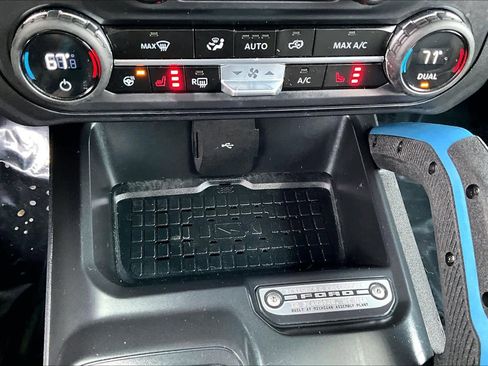 Used 2024 Ford Bronco Wildtrak image 33