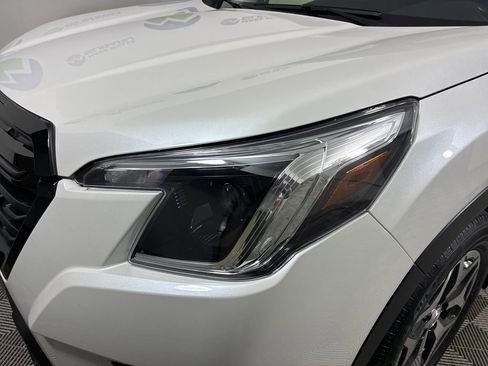 Used 2024 Subaru Forester Premium image 35