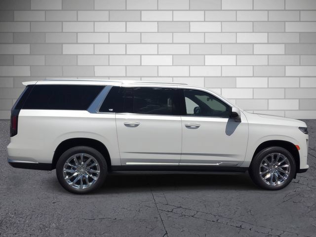 Certified 2023 Cadillac Escalade ESV Premium Luxury w/ LPO, Radiant Package AWD/4WD image 6