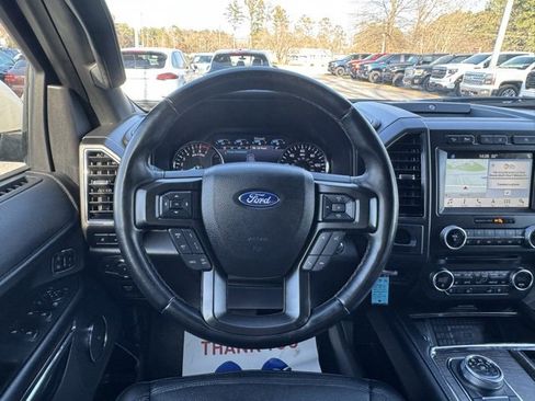 Used 2018 Ford Expedition Limited w/ Equipment Group 301A image 19