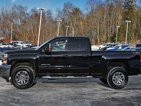 Used 2018 Chevrolet Silverado 2500 LT w/ All Star Edition image 4