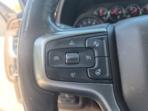 Used 2021 Chevrolet Tahoe LT w/ LT Signature Package RWD image 13