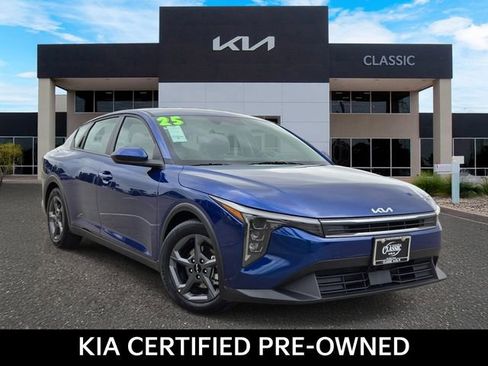 Certified 2025 Kia K4 FWD image 1