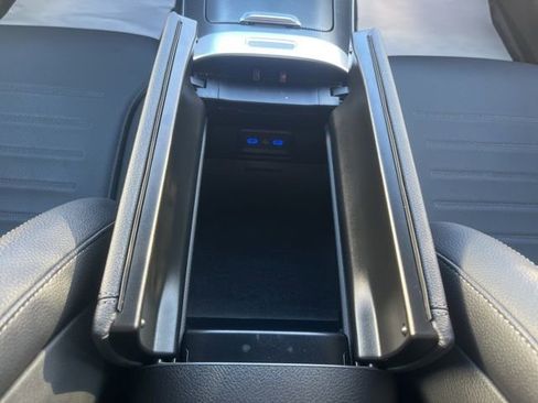 Used 2024 Mercedes-Benz C 300 4MATIC Sedan image 25