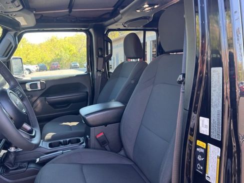 Used 2023 Jeep Wrangler Sport S image 25