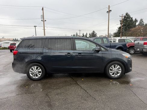 Used 2016 Kia Sedona LX w/ Option Group 020 image 13