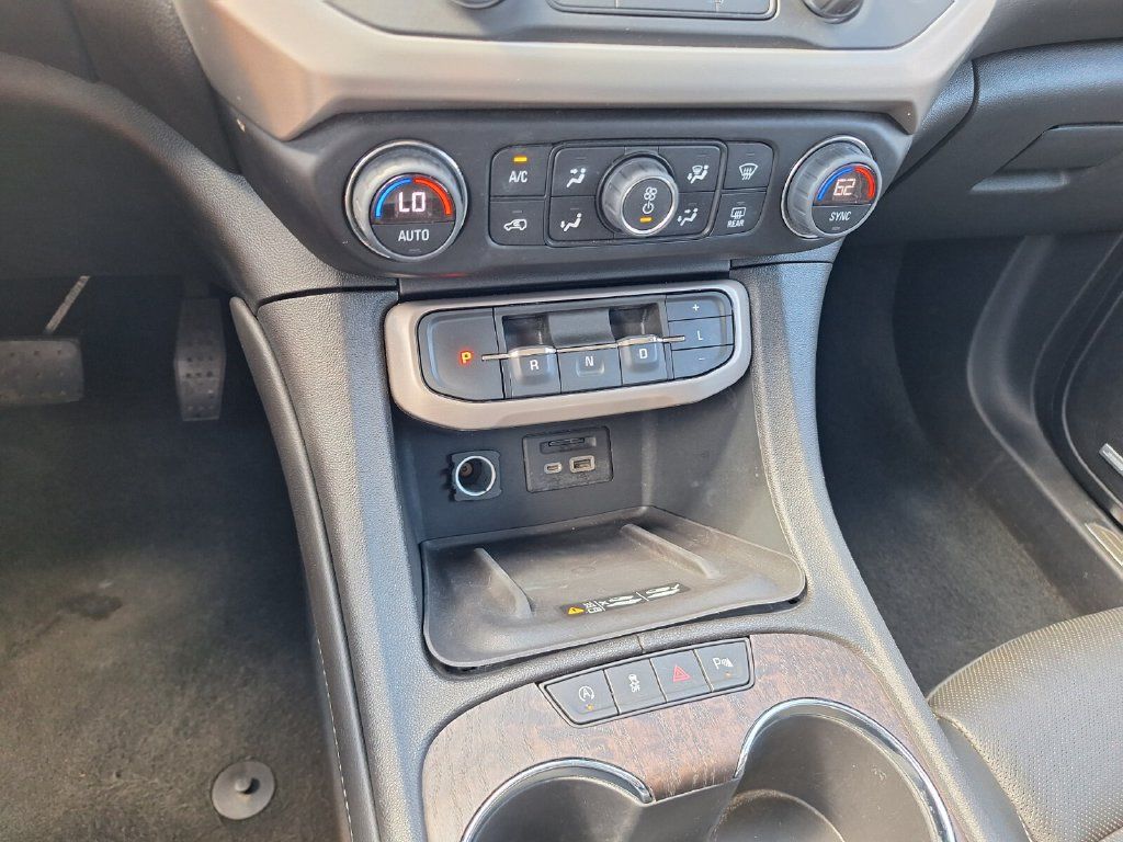 Used 2023 GMC Acadia Denali FWD image 15