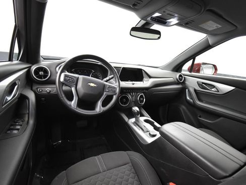 Used 2020 Chevrolet Blazer LT image 11