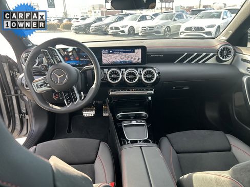 Used 2025 Mercedes-Benz CLA 35 AMG 4MATIC image 30