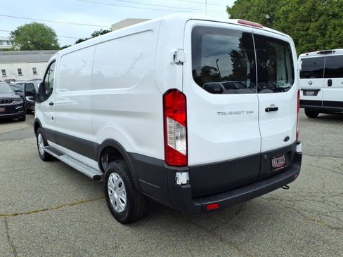 Used 2025 Ford Transit 250 Low Roof w/ Exterior Upgrade Package RWD image 4