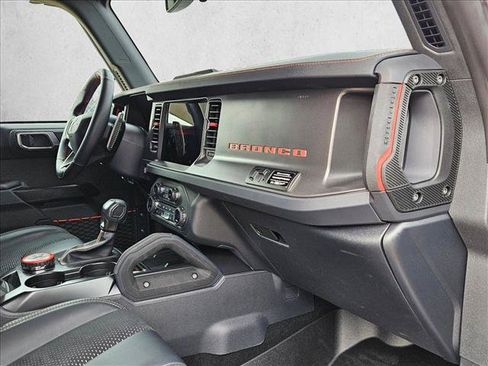 Used 2025 Ford Bronco Raptor AWD/4WD image 18