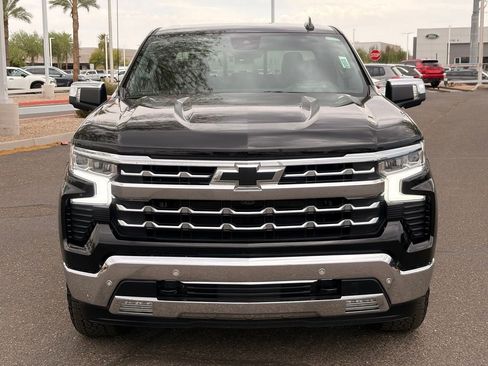 Used 2024 Chevrolet Silverado 1500 LTZ AWD/4WD image 9