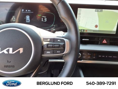 Used 2023 Kia Sportage EX image 23