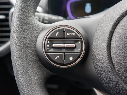 New 2025 Kia Soul LX image 18