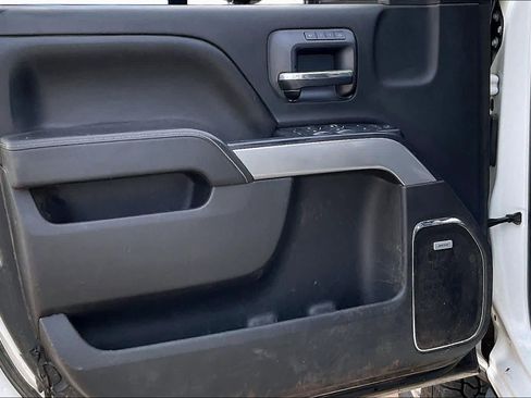 Used 2015 Chevrolet Silverado 2500 LTZ w/ Duramax Plus Package AWD/4WD image 20