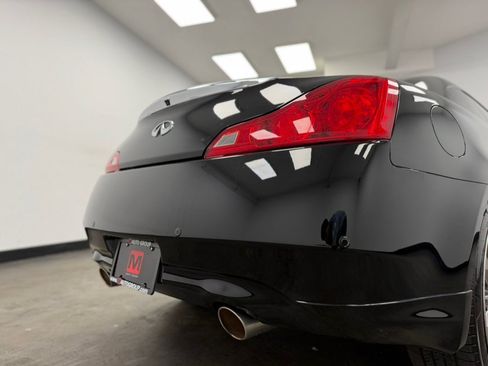 Used 2014 INFINITI Q60 AWD Coupe w/ Premium Package image 21