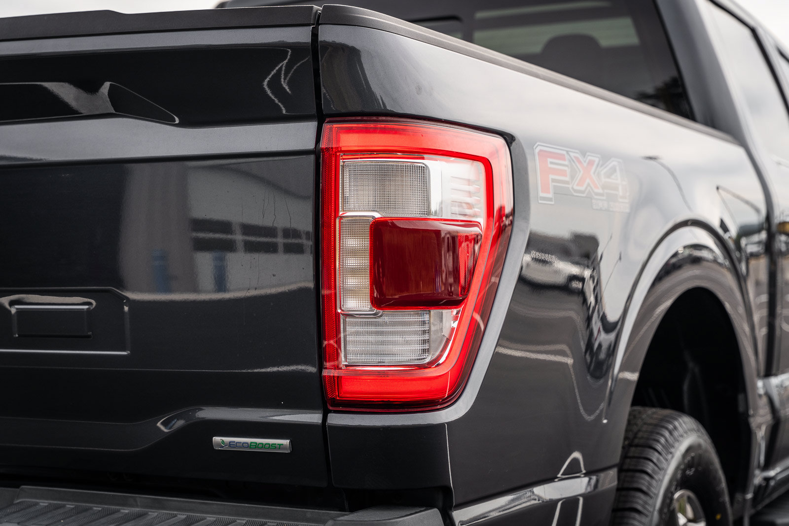 Used 2021 Ford F150 Lariat AWD/4WD image 14