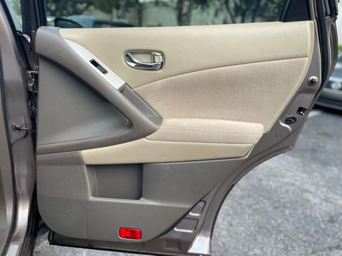 Used 2010 Nissan Murano S image 35