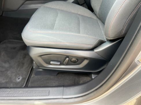 Certified 2025 Ford Explorer Active AWD/4WD image 11