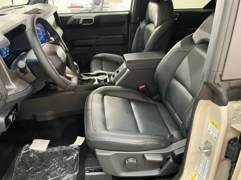 New 2026 Ford Bronco Big Bend AWD/4WD image 14