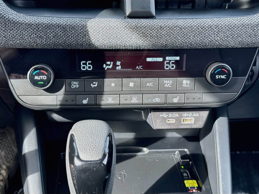 Used 2026 Subaru Outback Limited XT AWD/4WD image 14