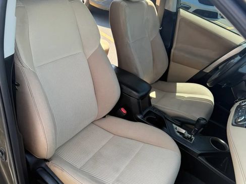Used 2013 Toyota RAV4 XLE FWD image 18