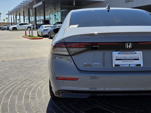 Used 2024 Honda Accord EX-L image 11