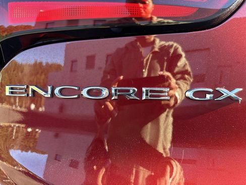 Used 2023 Buick Encore GX Preferred image 29