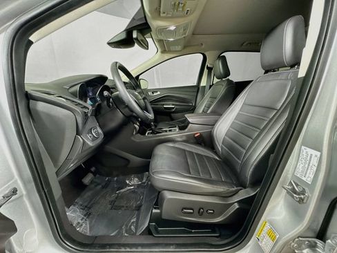 Used 2019 Ford Escape Titanium FWD image 39