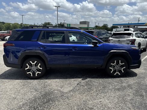 Used 2026 Subaru Outback Touring XT AWD/4WD image 2