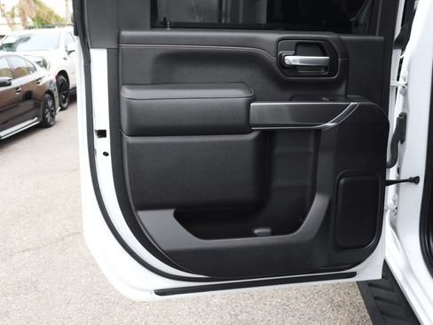 Used 2022 GMC Sierra 2500 AT4 w/ AT4 Premium Plus Package AWD/4WD image 46