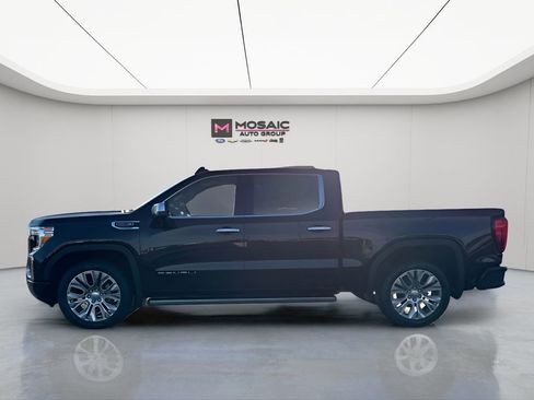 Used 2022 GMC Sierra 1500 Denali w/ Denali Reserve Package image 7
