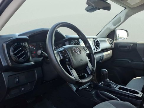 Used 2021 Toyota Tacoma SR AWD/4WD image 14