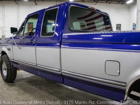 Used 1995 Ford F250 XLT image 22