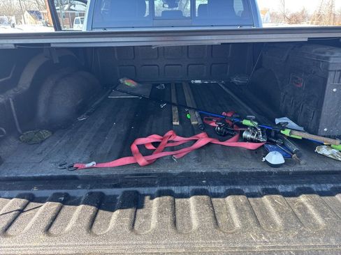 Used 2018 RAM 1500 Laramie w/ Convenience Group image 9