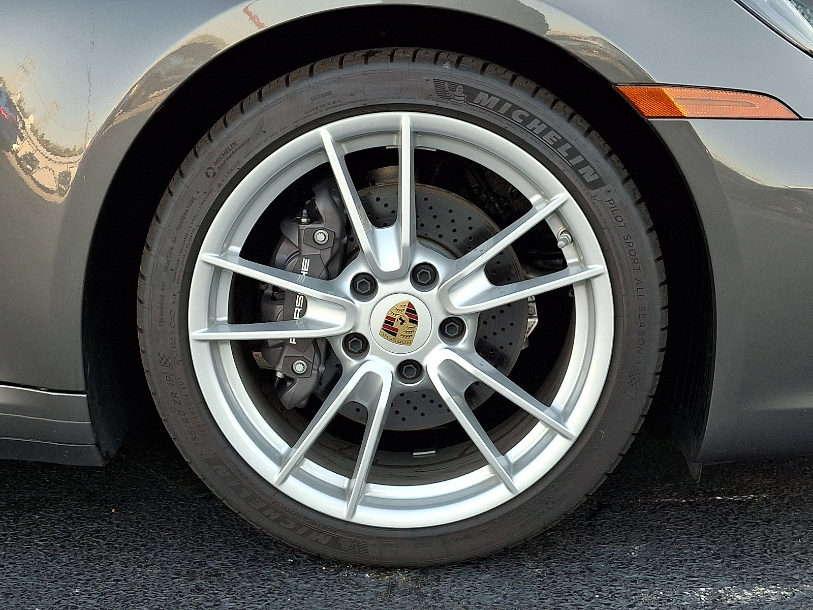 Certified 2024 Porsche 911 Carrera RWD image 12