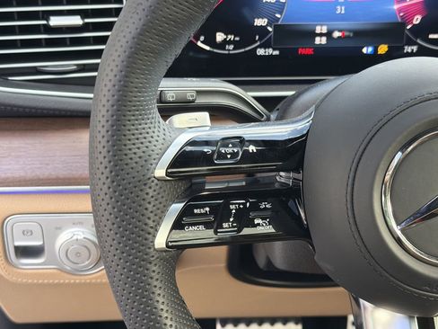 New 2026 Mercedes-Benz GLS 450 4MATIC image 19
