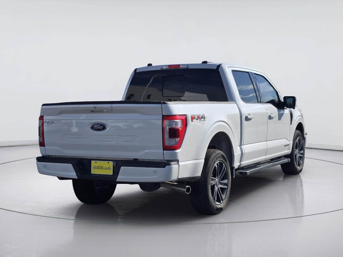 Used 2023 Ford F150 Lariat w/ Equipment Group 502A High AWD/4WD image 8