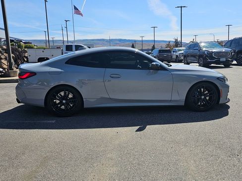 Used 2023 BMW 430i Coupe w/ M Sport Package RWD image 6