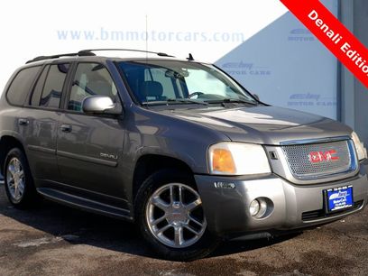 Used 2009 GMC Envoy Denali w/ Sun And 6-Disc Cd Package