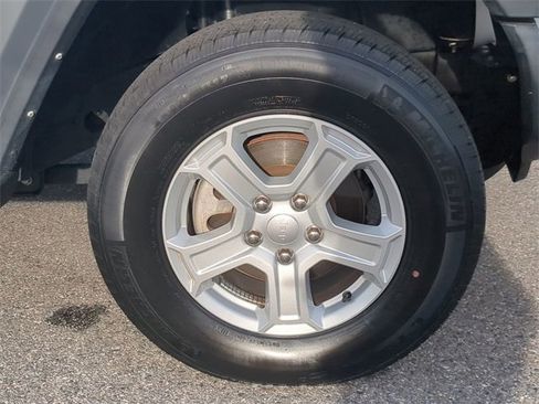 Used 2021 Jeep Wrangler Unlimited Sport image 10