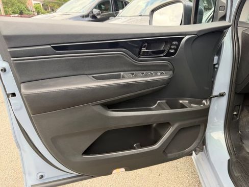 Used 2023 Honda Odyssey Touring image 11