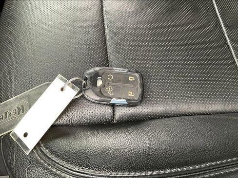 Used 2019 Chevrolet Silverado 1500 LTZ w/ LTZ Texas Edition image 11