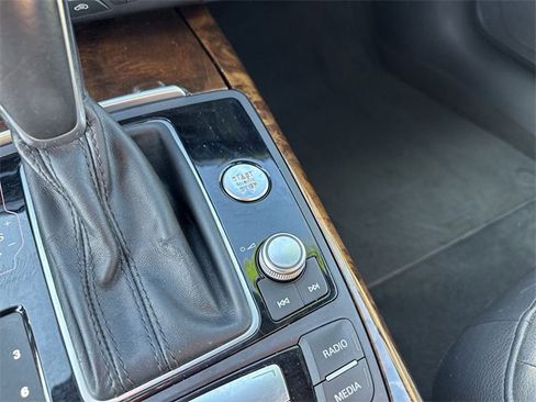 Used 2017 Audi A6 2.0T Premium Plus w/ Premium Plus Package image 17