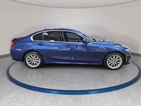 Certified 2024 BMW 330i Sedan w/ Premium Package RWD image 5